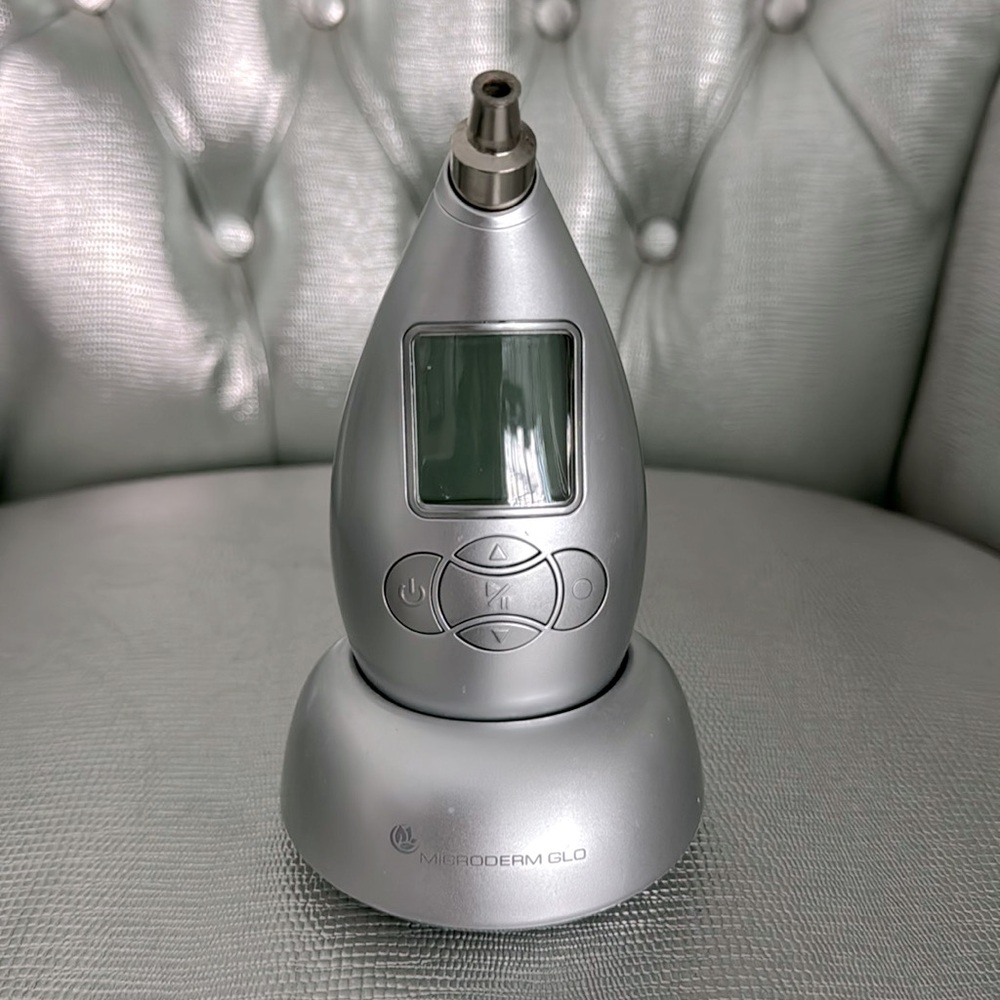 Microderm Glo device
